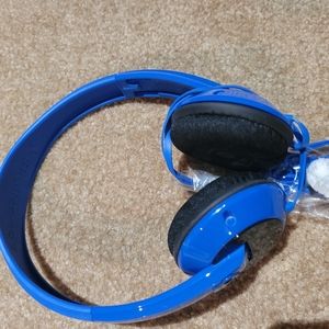 Skullcandy over the ear headphones